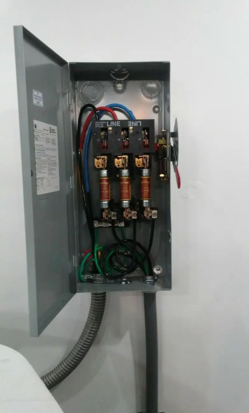 Three-phase disconnect switch installed for Electrical Wiring & Rewiring in Ocean Springs